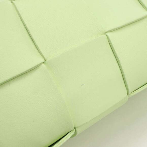 BOTTEGA VENETA Green Intrecciato Shoulder Bag - Picture 7 of 8